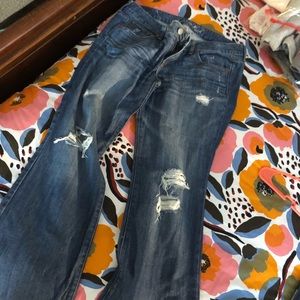 American Eagle. Favorite Boyfriend Jeans 14